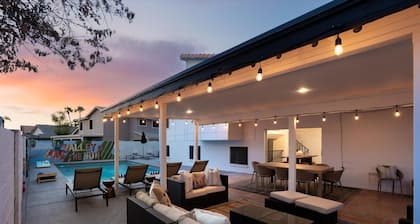 Rock Climbing Wall~Pool& Mini Golf~Game Room~Mural