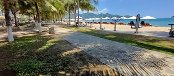 Oceanus Vien Trieu Nha Trang Apartment - Thai Ha