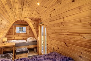 1 habitación y ropa de cama 