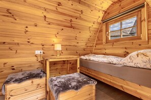 1 habitación y ropa de cama 