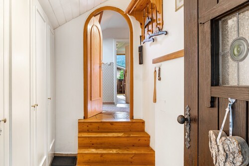 Apartment 'Ferienwohnung Haus Greif' with Mountain View, Balcony and Wi-Fi