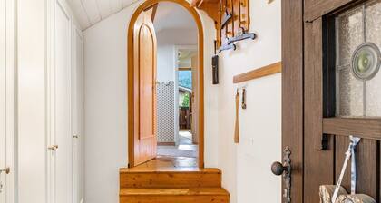 Apartment 'Ferienwohnung Haus Greif' with Mountain View, Balcony and Wi-Fi