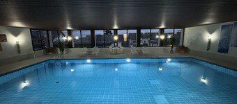 Apartment 'Über Den Wolken' with Mountain View and Balcony