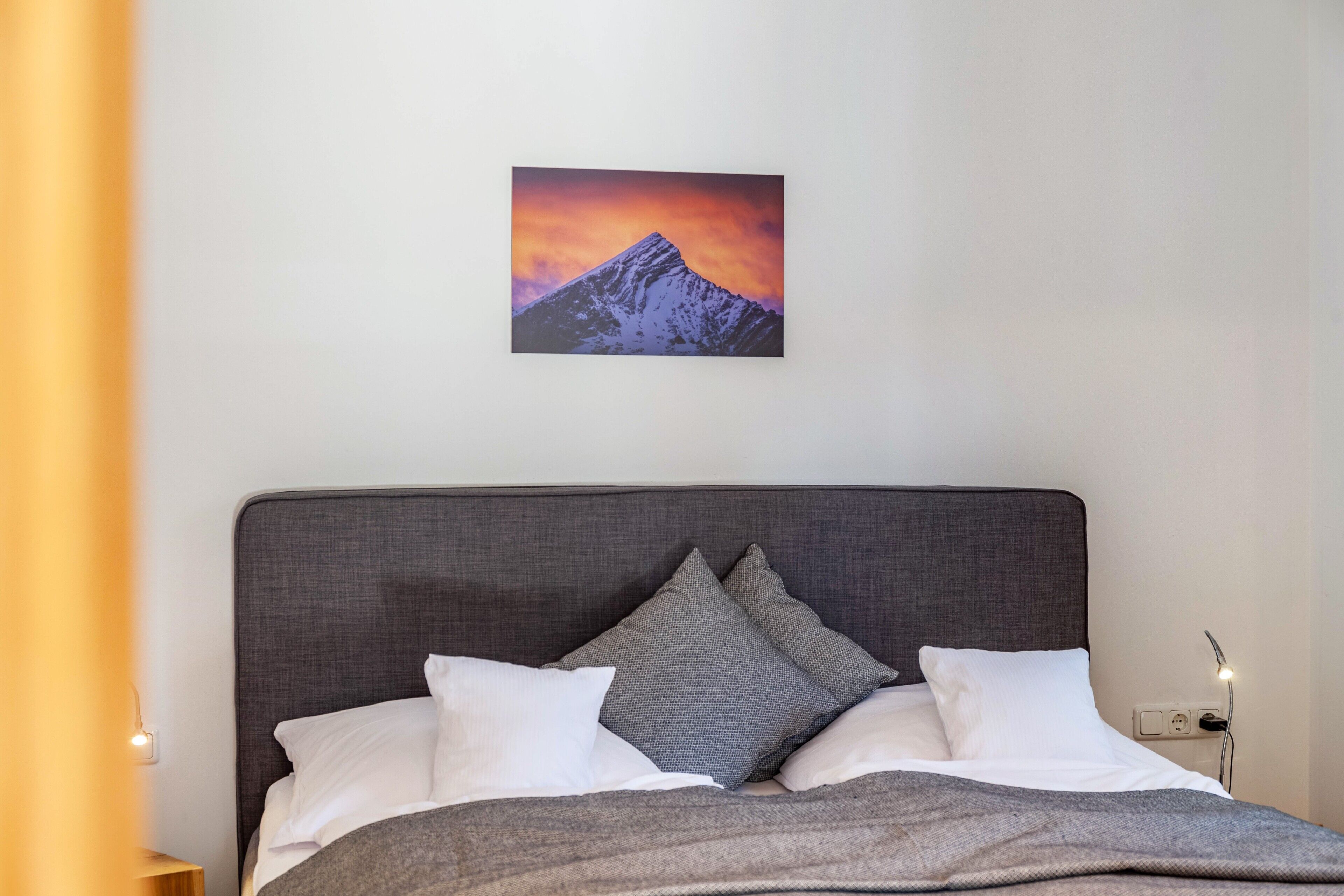 1 bedroom, WiFi (free), bed sheets