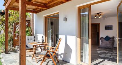 Appartement 'Ferienwohnung Pflegersee' avec vue sur les montagnes, terrasse privée et Wi-Fi