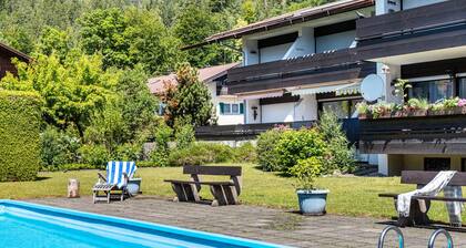 Ferienwohnung 'Stuiben Garmisch' mit Bergblick, Gemeinschaftspool und Wi-Fi