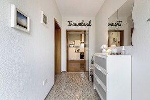 Interior - Apartment 'Traumland' with Wi-Fi (Hollingstedt)