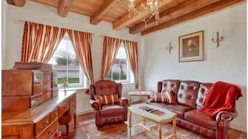 Tv, pejs, dvd-afspiller