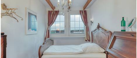 4 habitaciones, tabla de planchar con plancha y wifi gratis