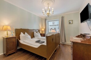 1 quarto, Wi-Fi de cortesia, roupa de cama