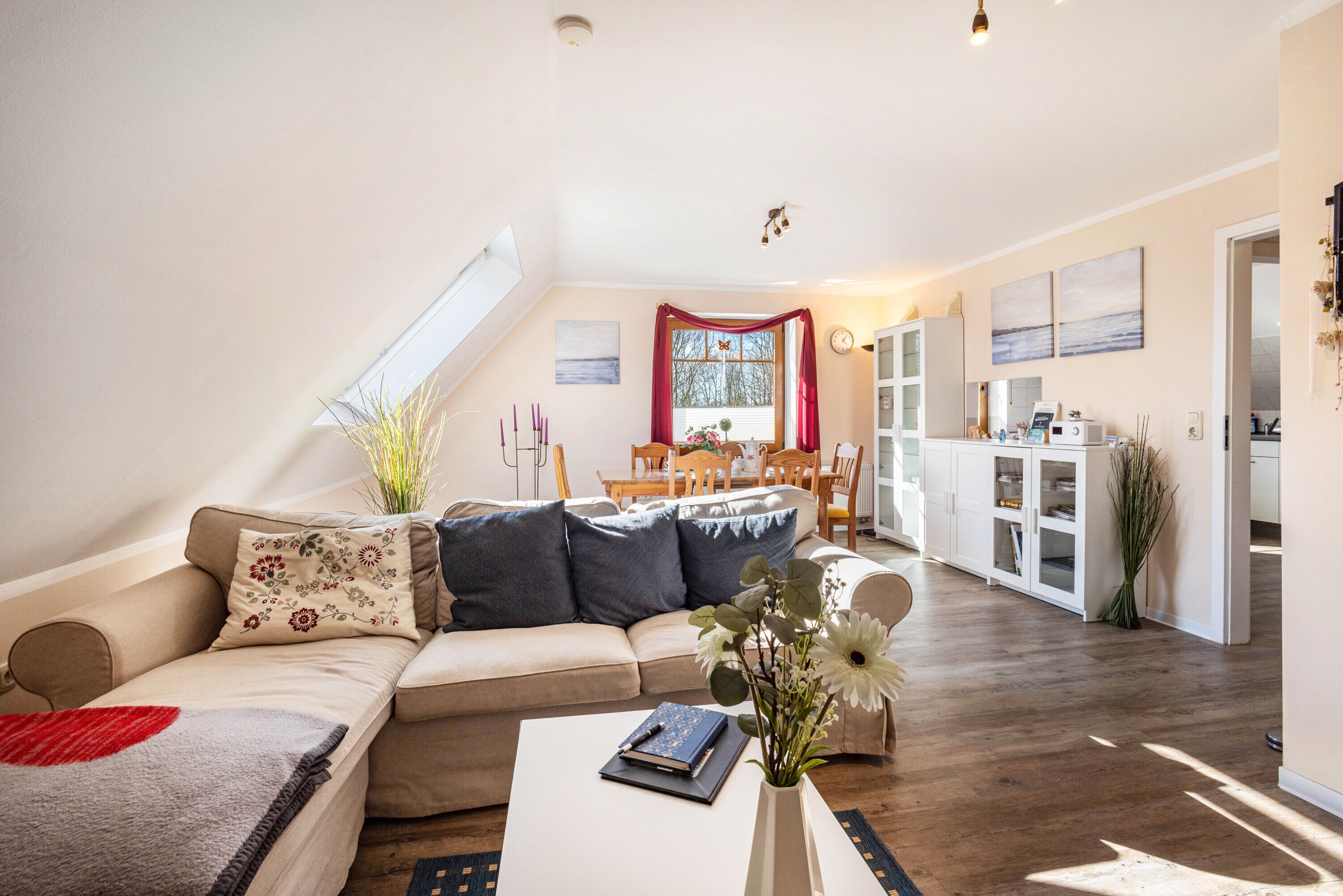 TV, fireplace, DVD player, stereo