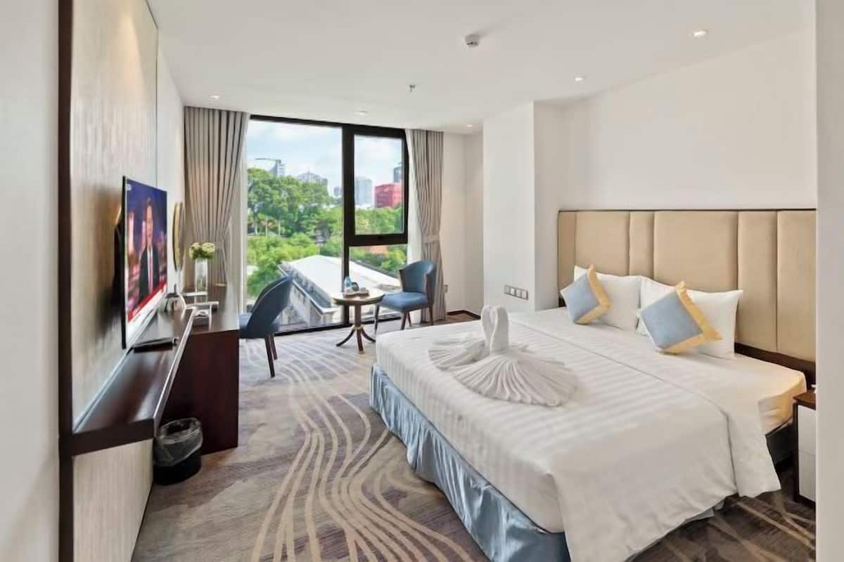 1 bedroom, minibar, in-room safe, laptop workspace