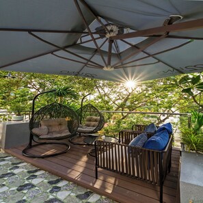 Rooftop terrace - 22Land Hotel Saigon (Ho Chi Minh City)