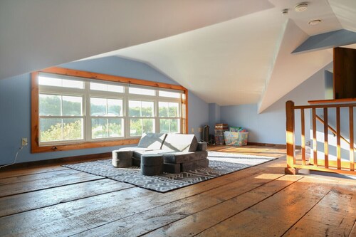 Step Back in Time with Modern Comforts: Historic 1820s Farmhouse on Wade Pond