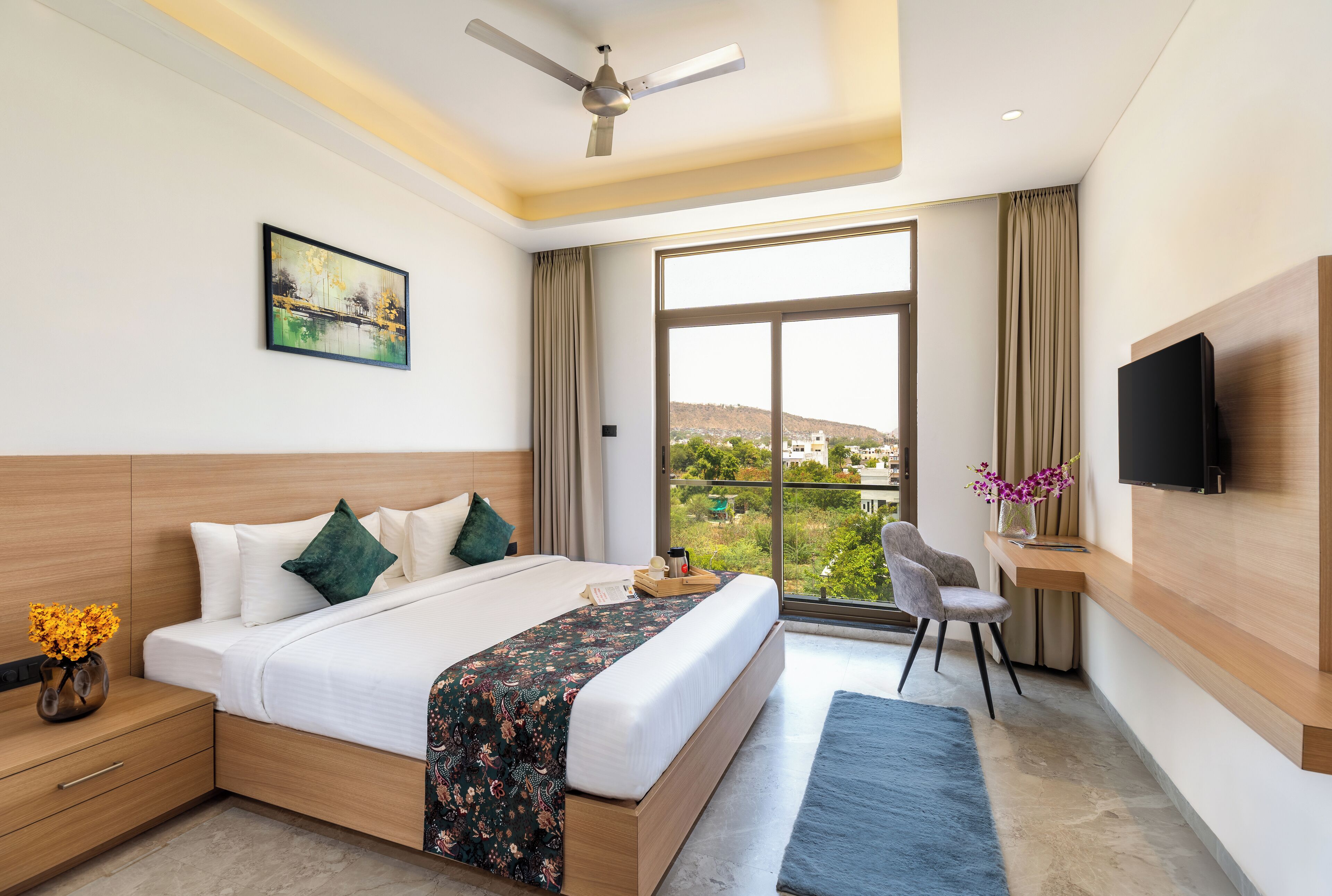 Premier Double Room, 1 Double Bed | Free WiFi, bed sheets, wheelchair access