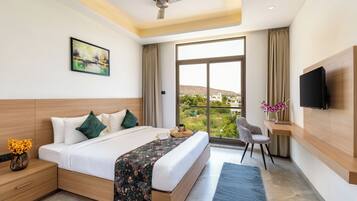 Premier Double Room, 1 Double Bed | Free WiFi, bed sheets, wheelchair access