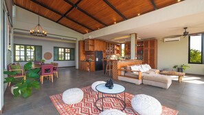 Villa, Pool View | Living room | 42-inch Smart TV with satellite channels - Ocean Forest Villa (Pecatu)