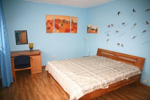 2 bedrooms, Internet, bed sheets - Vacation apartment with view, 1-3 pers. (Haltern am See)