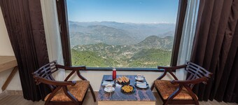 เดอะ ซีซันส์ ดัลเฮาส์