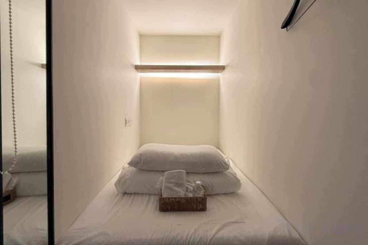 Economy Single Bed (Female Only)