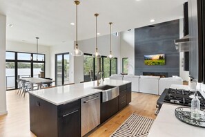 Unclassified image, 5 of 76, button - Moonlight Manor - Private Pool, Theatre Room & More! (Sunrise Beach)