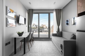 Apartment, 1 Bedroom, Balcony, City View