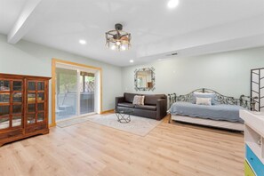 Signature Cabin, Patio, Mountain View | 3 bilik tidur, dihias secara berasingan 