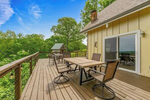 Signature Cabin, Patio, Mountain View | Terrace/patio - Branson's Crystal Cabin (Omaha)