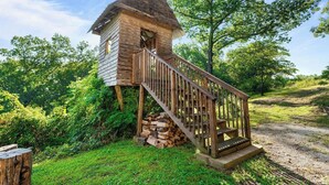 Exterior - Branson's Crystal Cabin (Omaha)