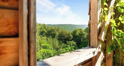 Branson's Crystal Cabin