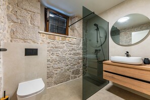 Villa, Beach View | Bathroom | Free toiletries, hair dryer, towels - Sea front Villa Draga - infinity pool  (Zadar)