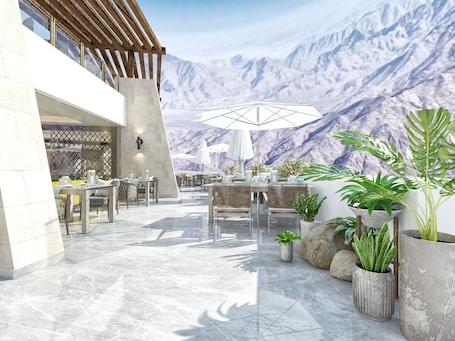 Front of property. Tolip Resort El Galala Heights