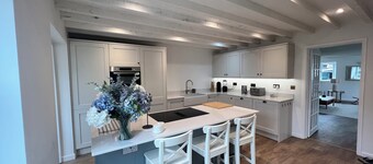 Beautiful house Snugglers Nook near to the sea and the heart of Bude, Cornwall. 