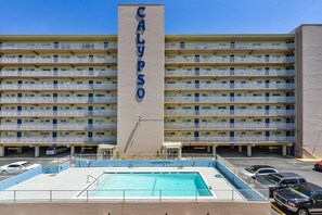 Exterior - Coastal Inspired Three Bedroom Oceanfront Condo (Ocean City)
