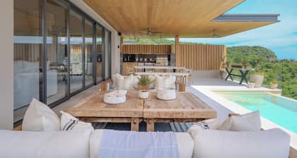 SUMMER DISCOUNT! New villa with cook, golf cart and golf membership