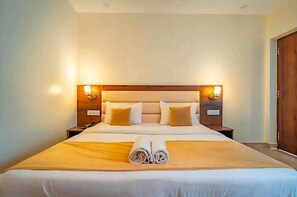 Deluxe Double Room | Soundproofing, free WiFi - The Shore By Blue Waves (Narendranagar)