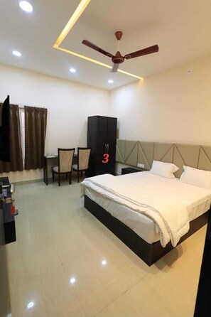 Room - Devlok Homestay (Ujjain)