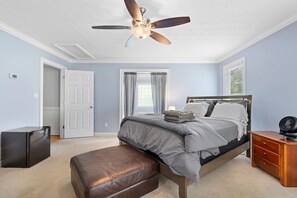 3 bedrooms, desk, WiFi - The Lost Hideaway for 6 (Fayetteville)