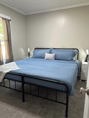 2 Schlafzimmer, Bügeleisen/Bügelbrett, Reisekinderbett, kostenloses WLAN