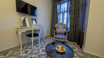 Habitación familiar, vista a la ciudad | Wifi gratis