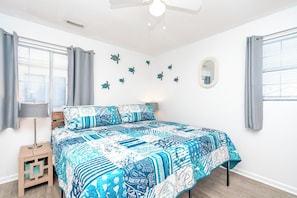 Room - Abaco: Oceanfront 4BR retreat in Surf City. (Surf City)
