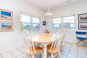 Dining - Almost Beachfront - Cozy 2nd Row Home with 4 Bedrooms (Surf City)