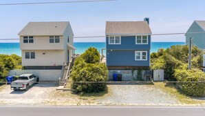 Two houses with a view of the ocean. - Almost Beachfront - Cozy 2nd Row Home with 4 Bedrooms (Surf City)