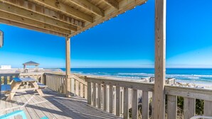 Outdoor dining - Fair Winds: Oceanfront 4-Bedroom getaway in Surf City, perfect for 10! (Surf City)
