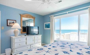 4 bedrooms, iron/ironing board, WiFi - Happy Ours- oceanfront in Surf City (Surf City)