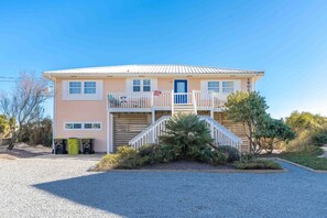 Exterior - Happy Ours - Classic H-Plan Cottage Oceanfront 4 BR. (Surf City)