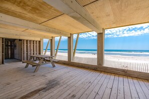 Outdoor dining - Martin's Mirage - Updated 3 BR Oceanfront Cottage with Amazing Views!  Dog (North Topsail Beach)