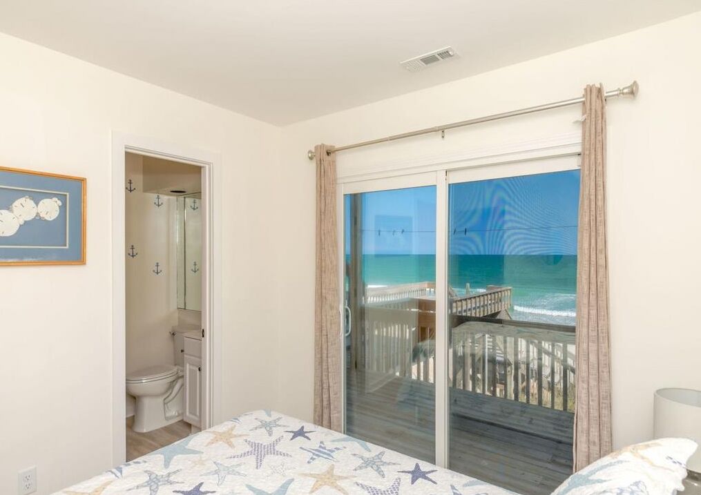 4 bedrooms, iron/ironing board, free WiFi