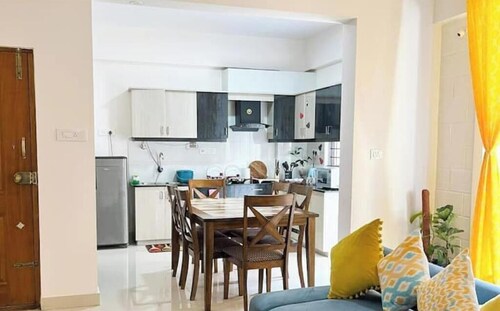 Accessible Metropolitan 2BR Plush Suite Centrally Located in 2nd Phase JP Nagar