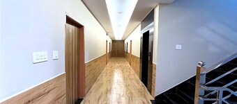 Hotel Vrinda Niddhivan- near Prem mandir